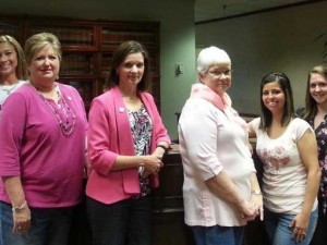 Potter Minton Goes Passionately Pink 2015